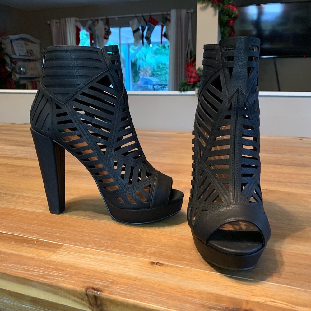 speed limit 98 black heels